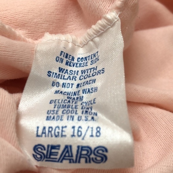 VINTAGE NIGHTGOWN | Juniors Victorian Peachy-Pink Long Sleeve Nightgown, Size L. - Picture 9 of 10